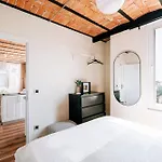 Flat W City View Near Galata Tower In Istiklal Ave דירה איסטמבול